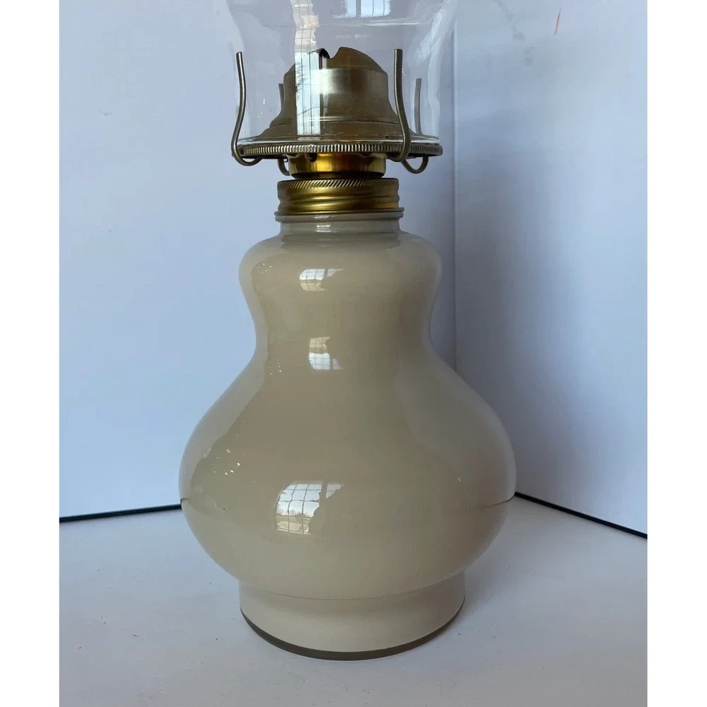 Vintage 1980 Kaadan Ltd Hurricane Oil Lamp Floral Design Cream Glass Brass 14